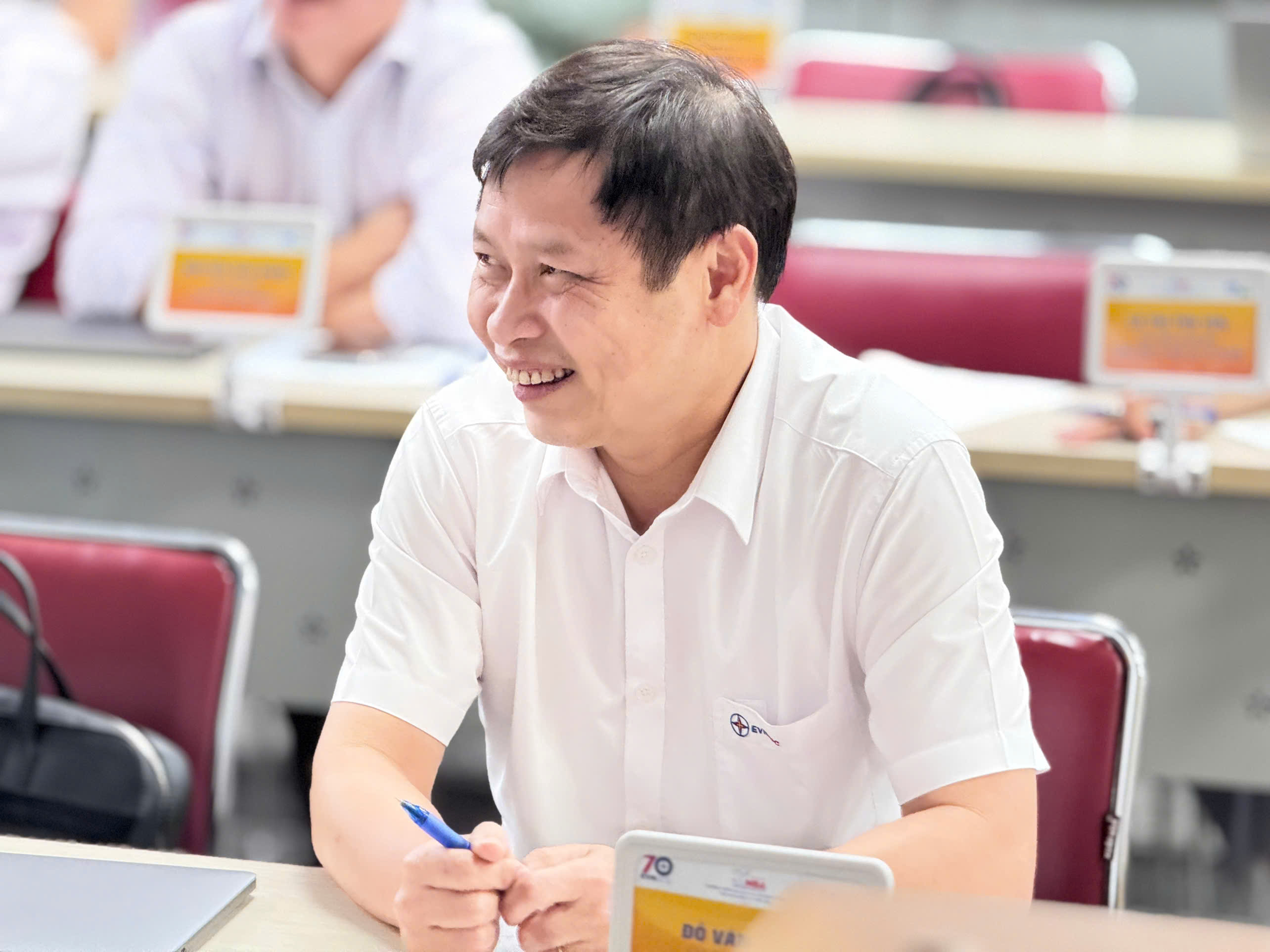 8ce522373f2f8571dc3e