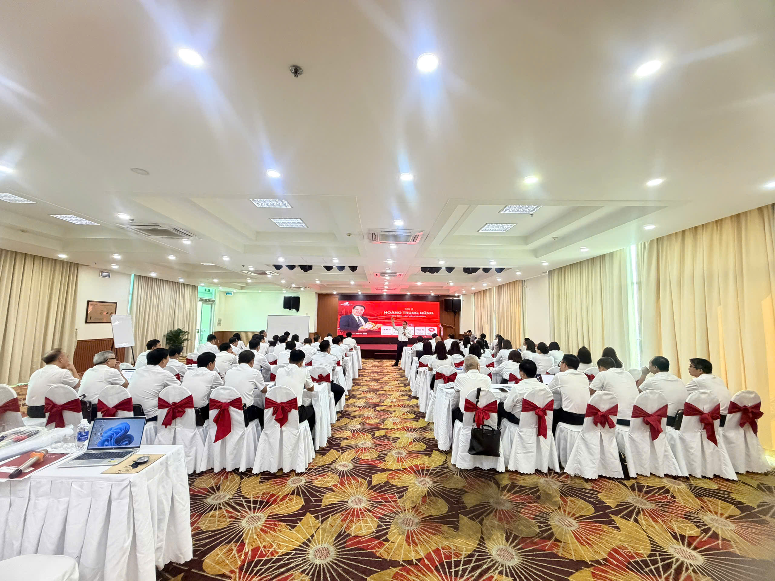 z7702997371436_ded82b15f53f449b89e4272b4ce641fa