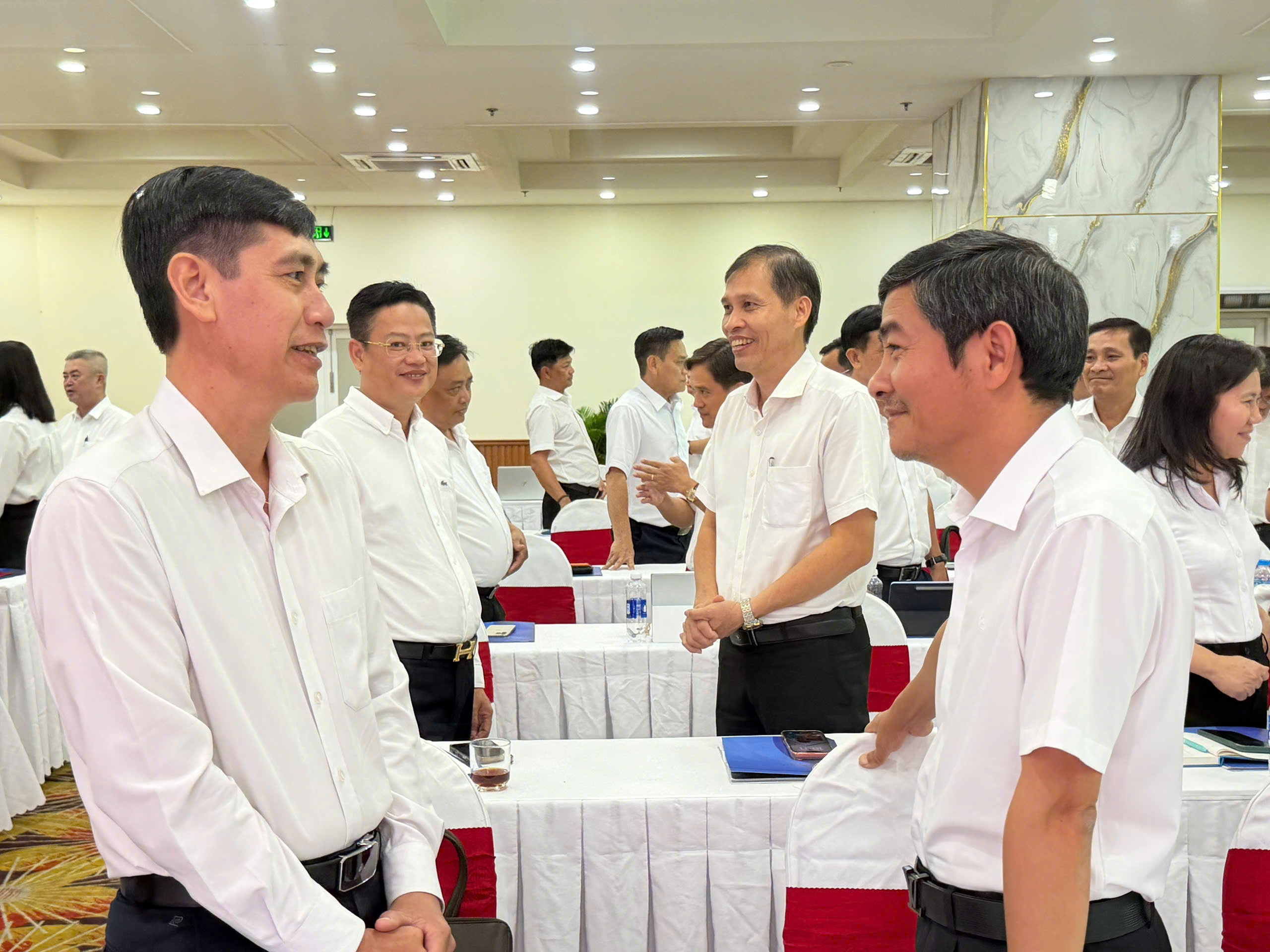 z7702997394916_1679d409d5525e0eb04e0b3eedd9792b