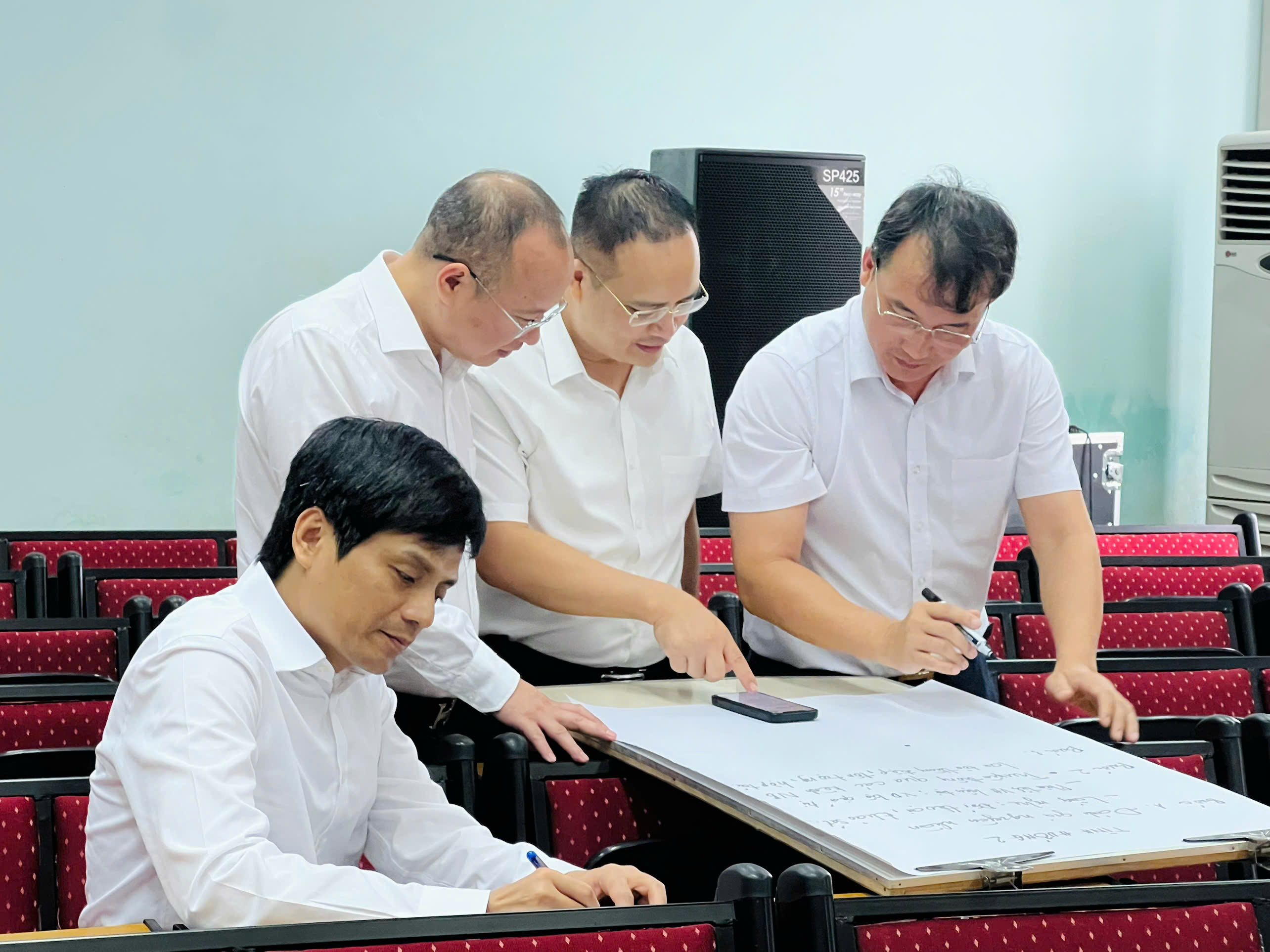 z6933828791926_c7301219714d0801a2241f72eb18d1e9