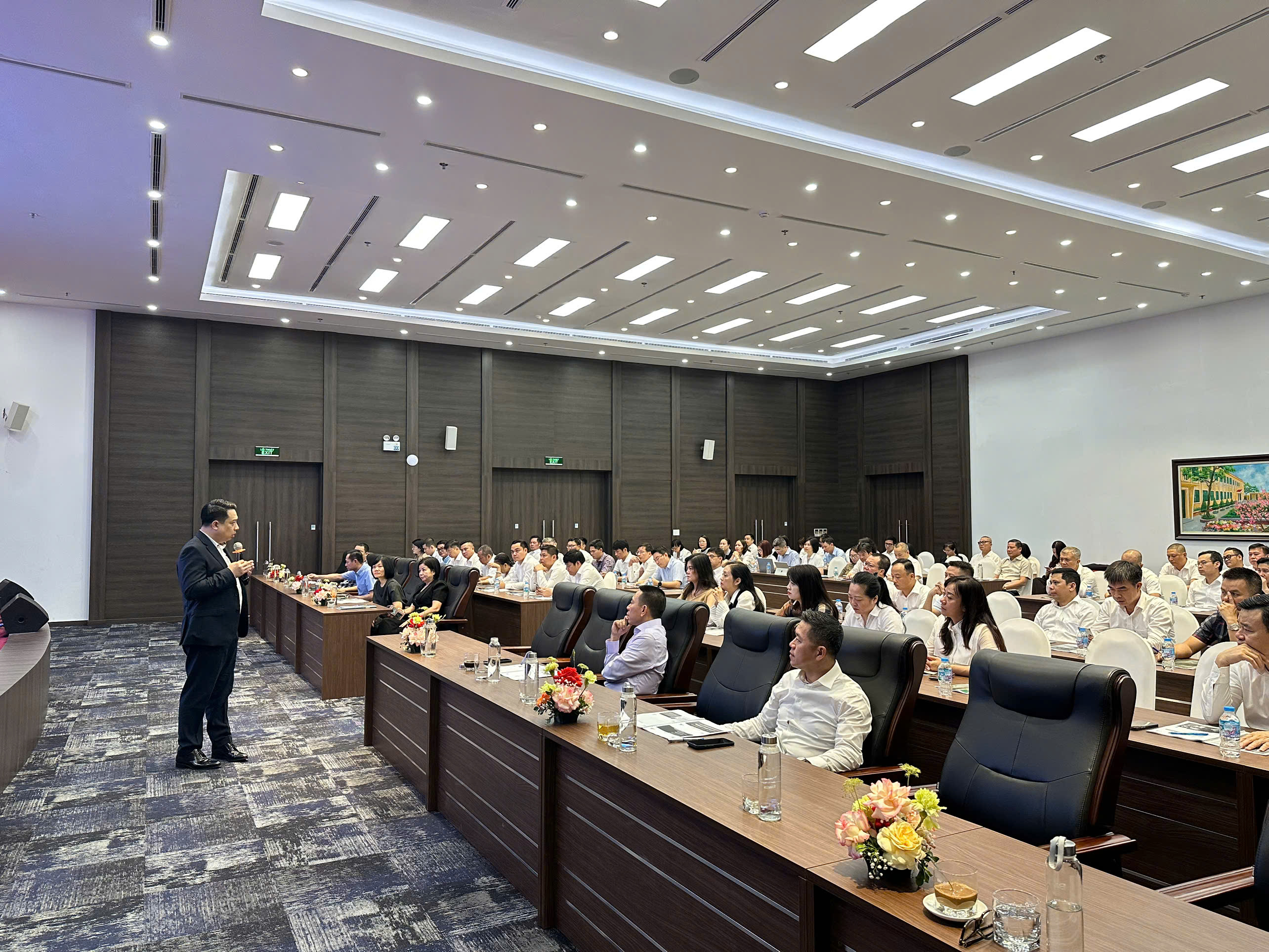 z7737938665655_325c1c90df322eda8a954692454ad149