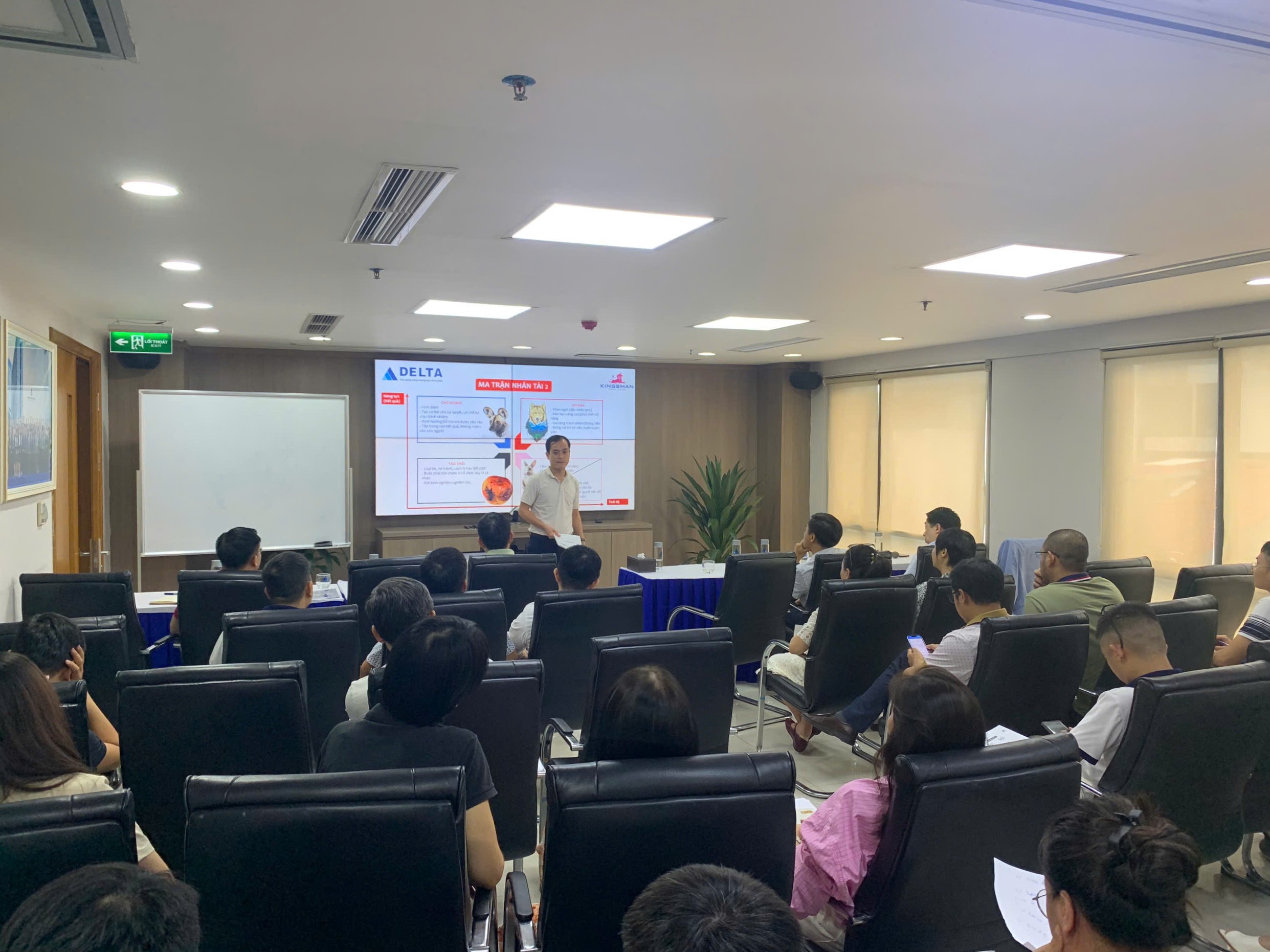 z7085999803321_3af2caece1bc4a1c0d2e9d92014119f7