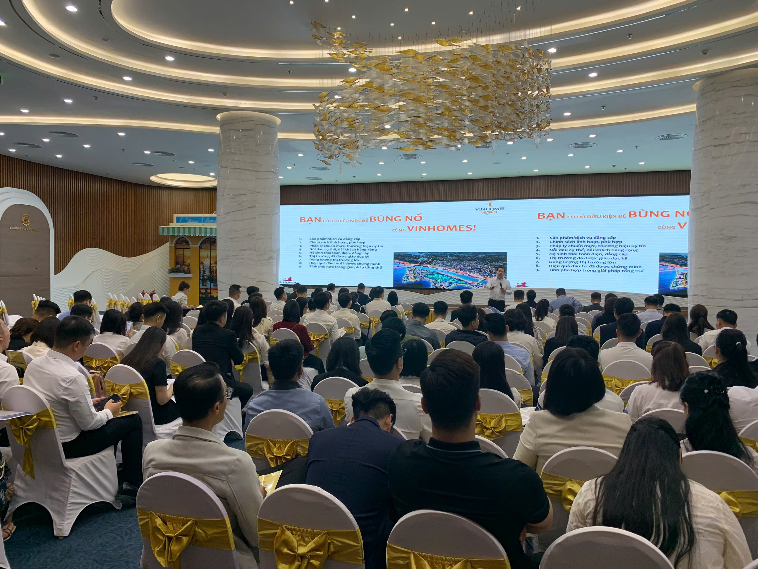 z7635580931012_cd120424452c7958d2c397673ff7f276