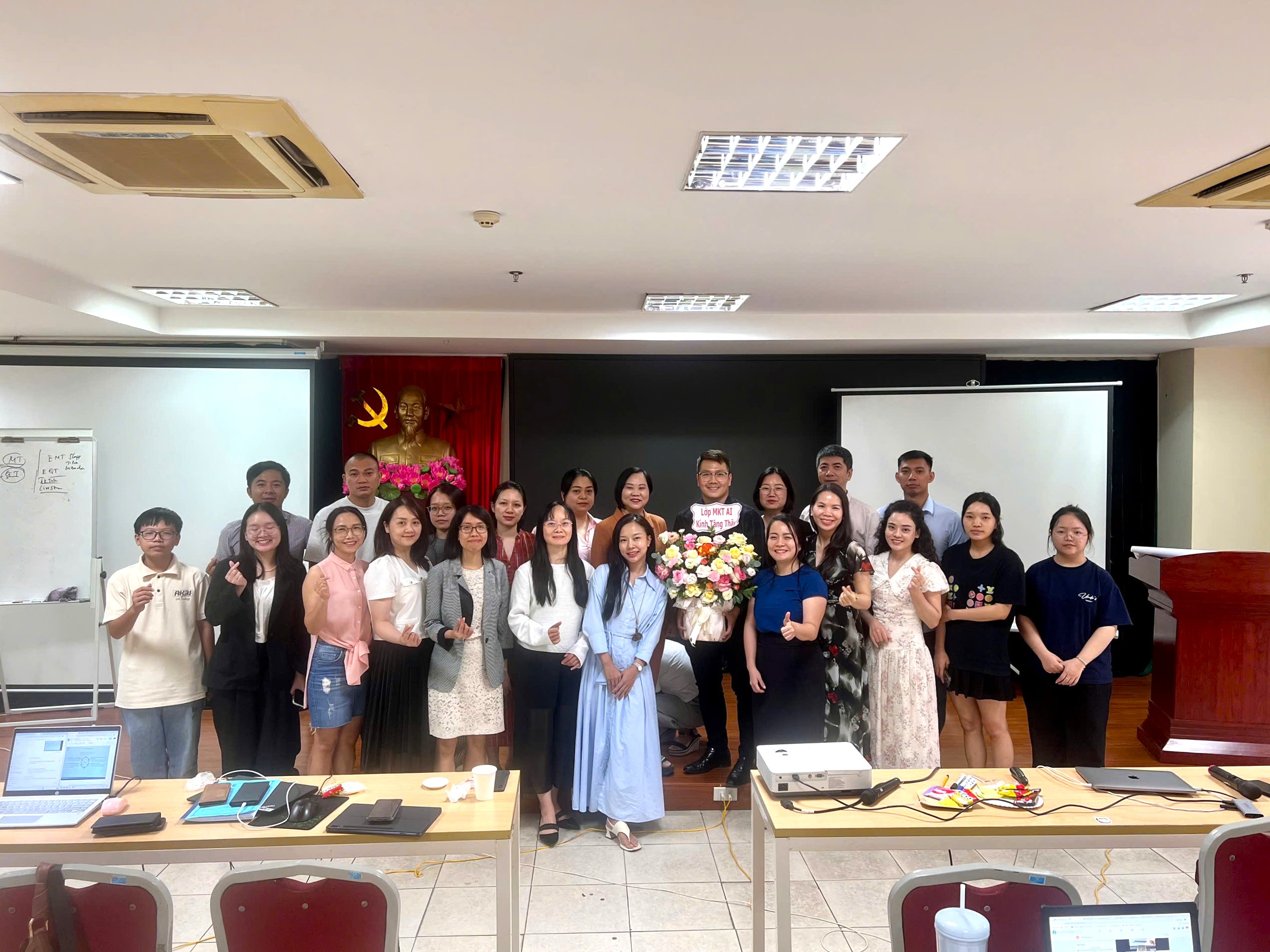 z6836850142221_67ec52928c8fd62d5e8fbc1aaaedc522